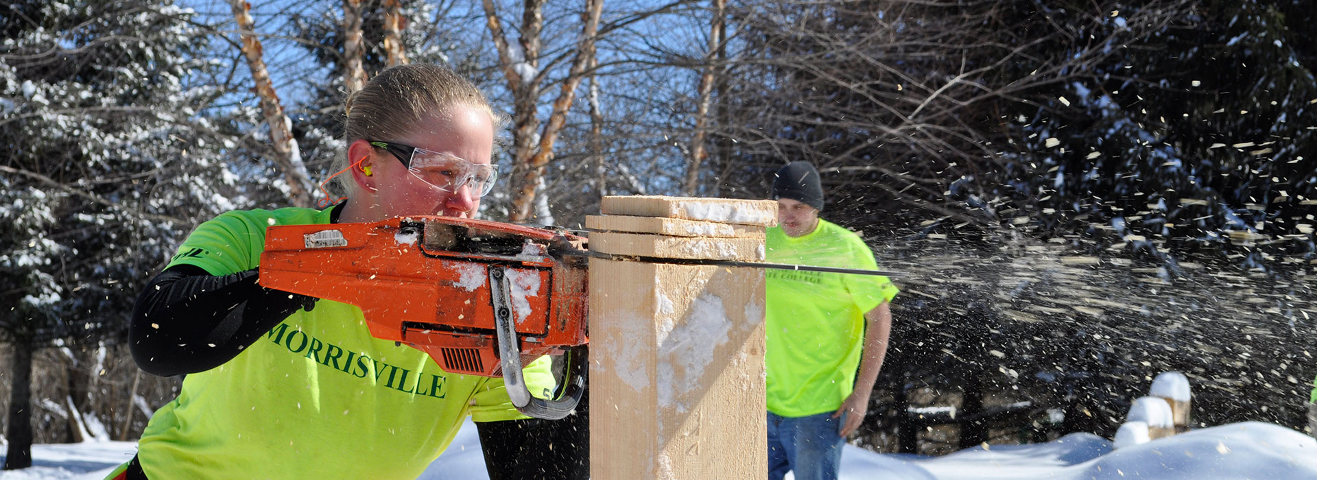 Agnes Olson ’21 competes in a Woods Sports Team competition.