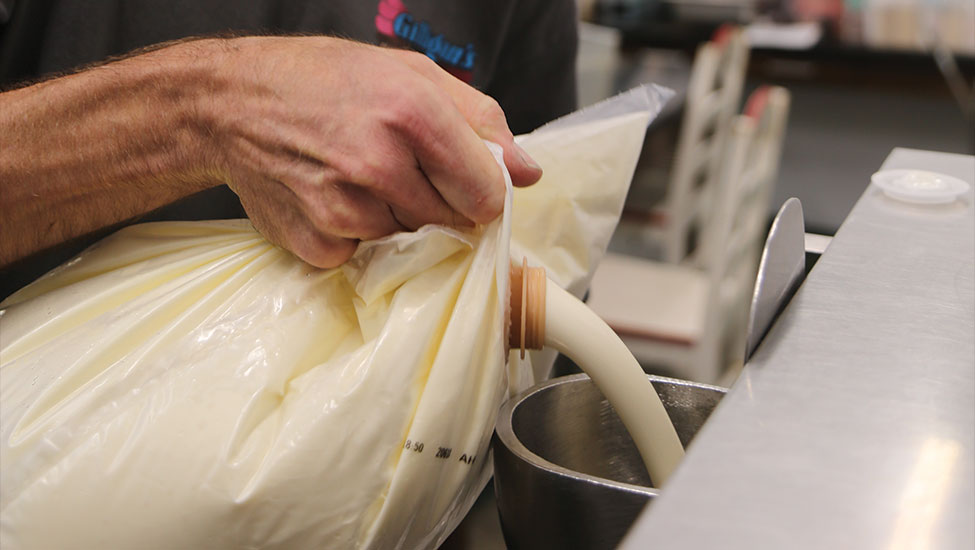 Gil Hodges makes beer ice cream