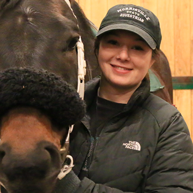 Western Riding and Standard Breed Racing Barn