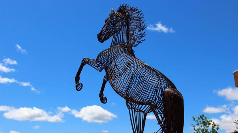 Mustang statue
