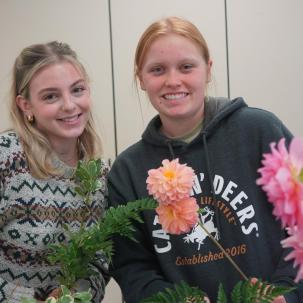 Students display flowers 