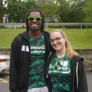 Jacob Works and Abigail Gracey prepare to greet fellow Mustangs during Welcome Weekend.